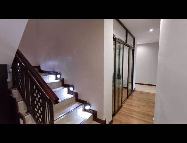 BUSINESS FOR SALE IN ELDORAIGNE